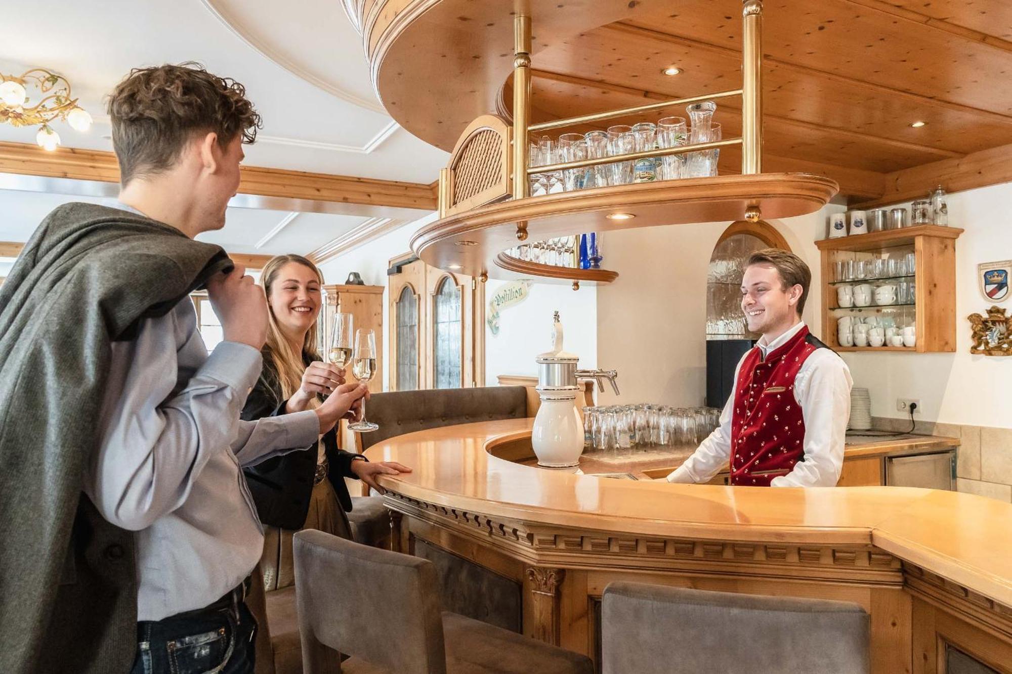 Posthotel Hofherr Konigsdorf Экстерьер фото